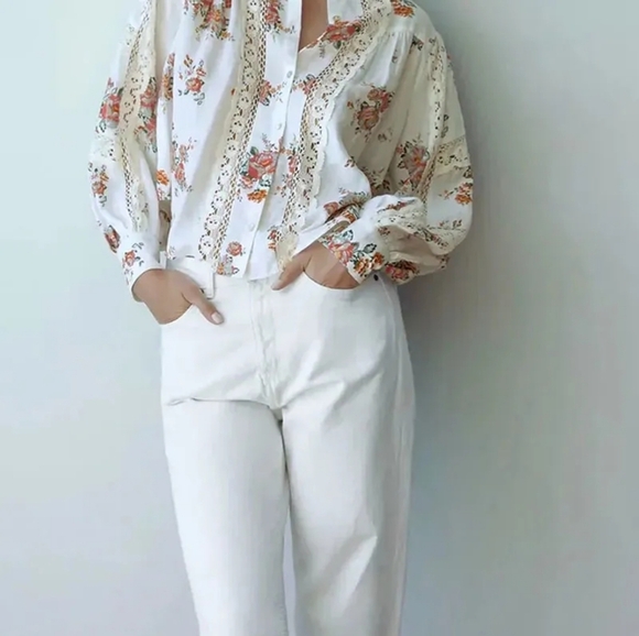 ZARA,Floral Embroidered Blouse - Picture 1 of 10